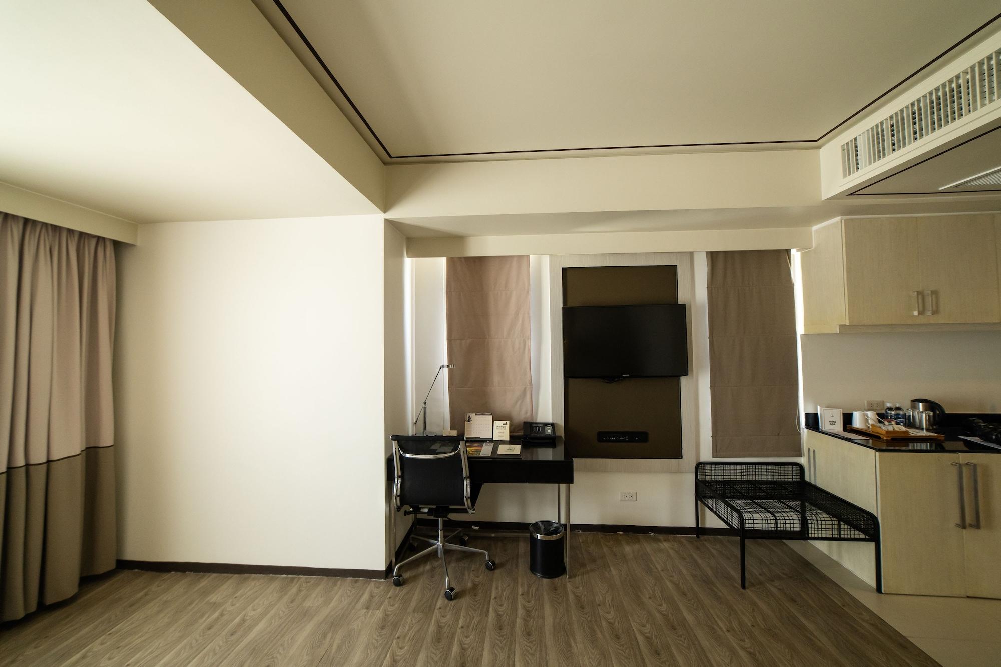 Seda Centrio Hotell Cagayan de Oro Exteriör bild